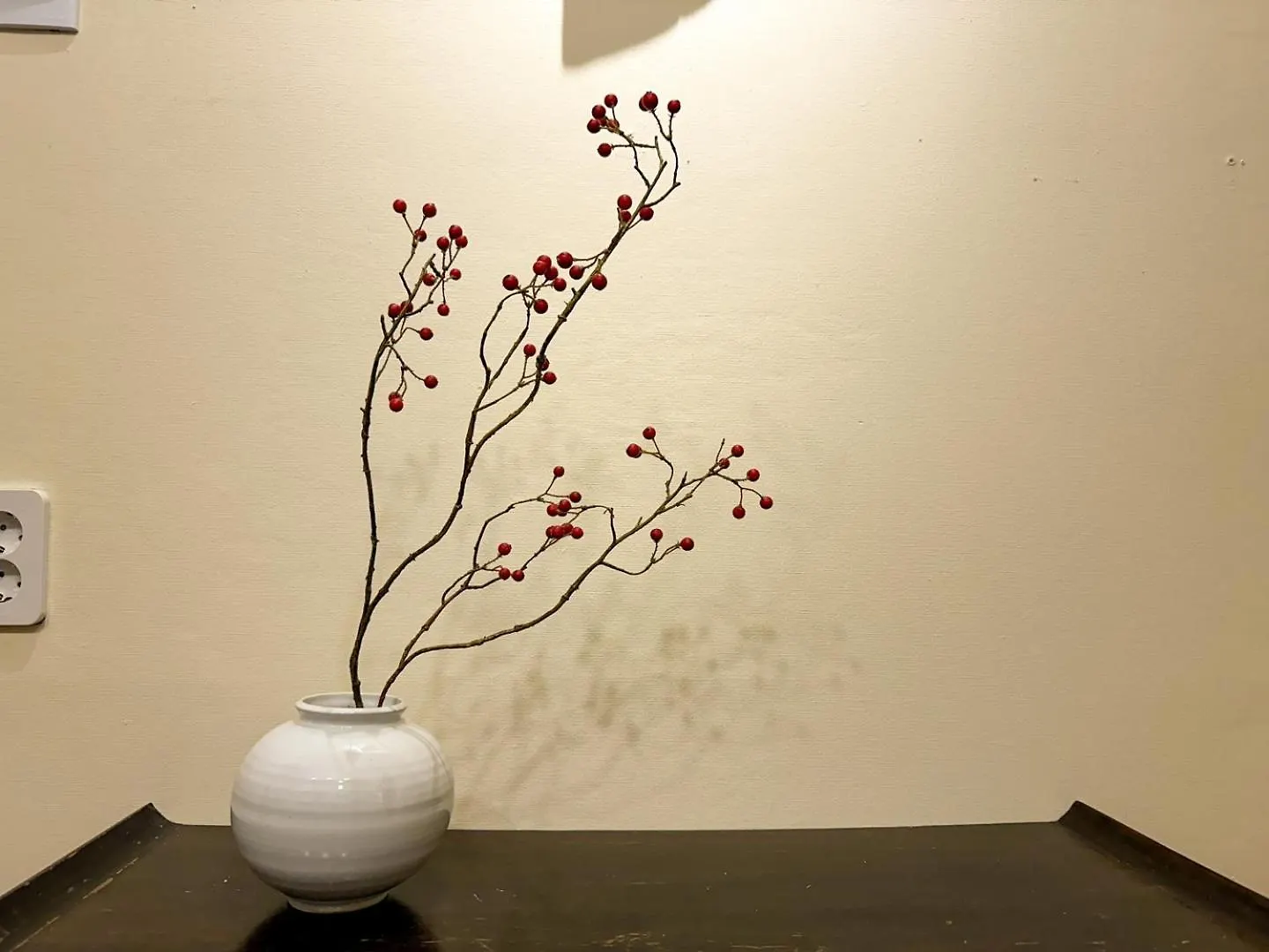 Yunseul- Garden House In The City With Korean Beauty 0*, Seoul South Korea