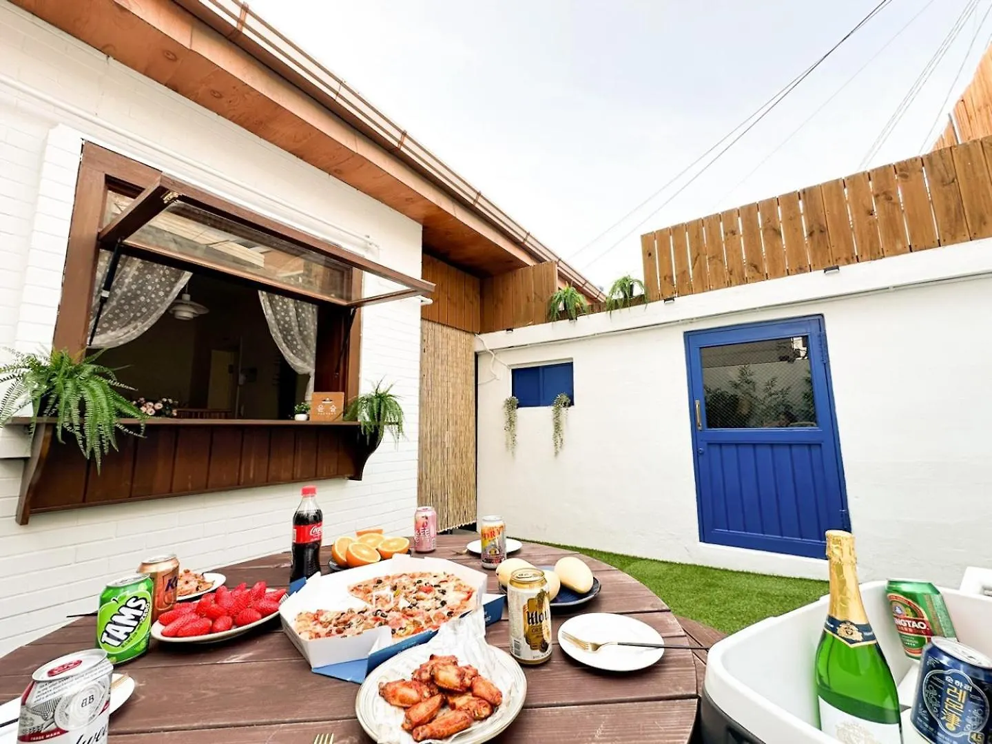 Yunseul- Garden House In The City With Korean Beauty Holiday home