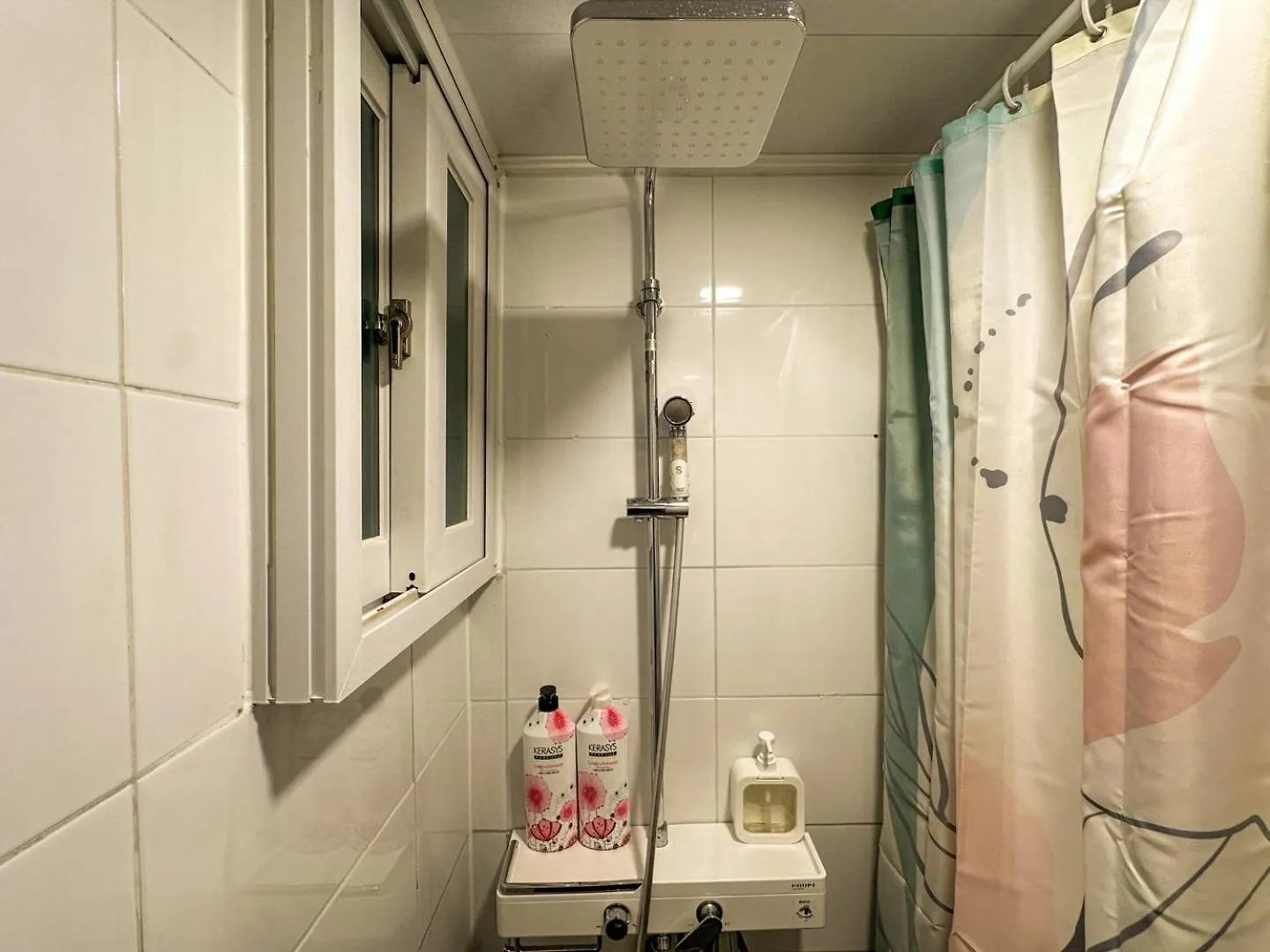 Vakantiehuis Yunseul- Garden House In The City With Korean Beauty Zuid-Korea