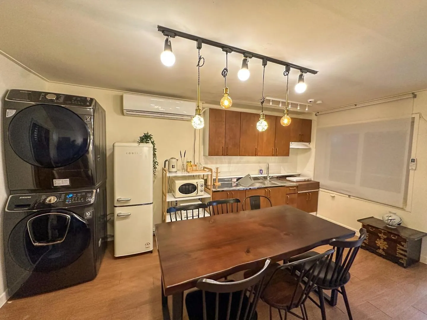 Yunseul- Garden House In The City With Korean Beauty Vakantiehuis Seoel