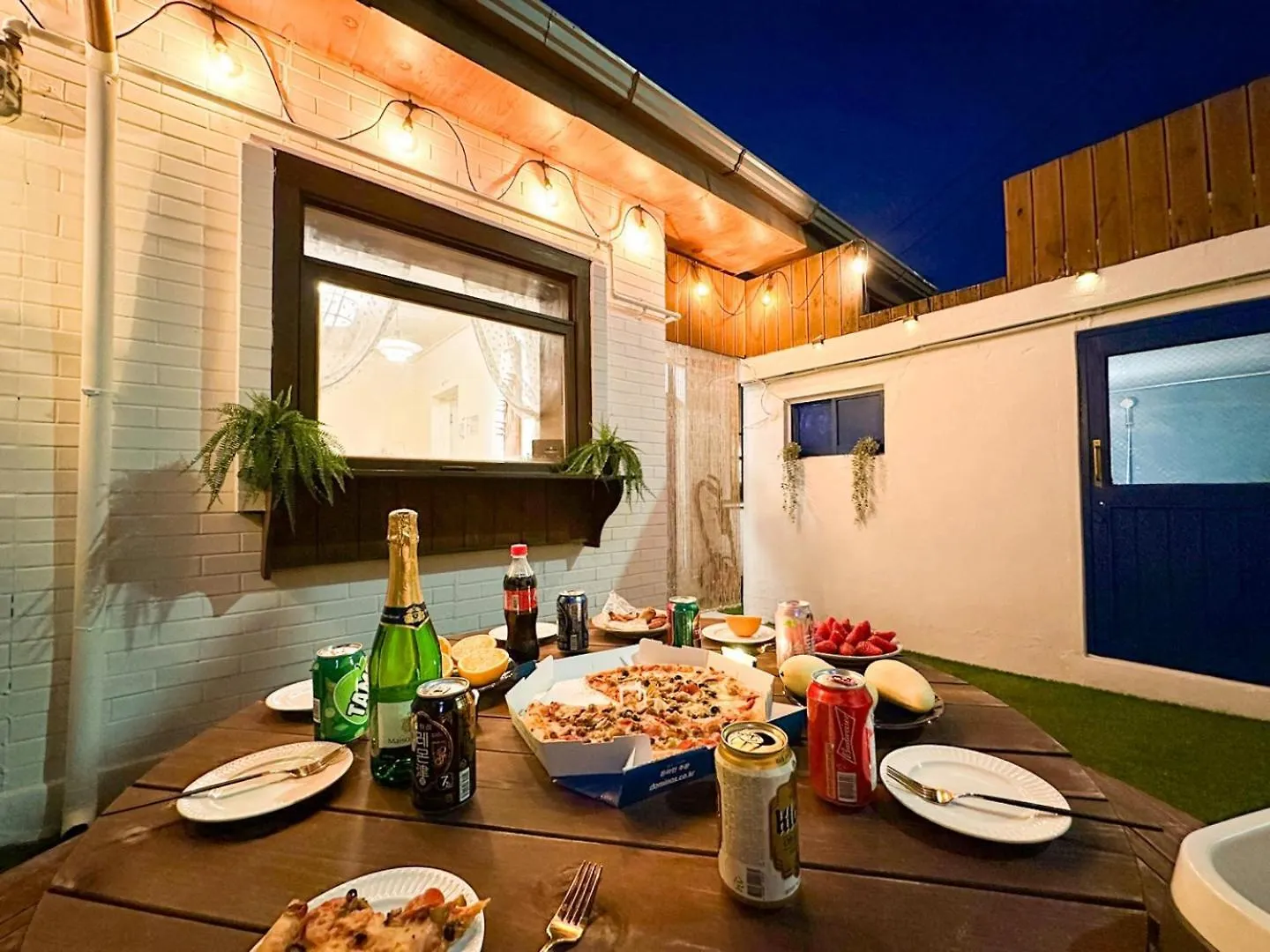 Yunseul- Garden House In The City With Korean Beauty Holiday home